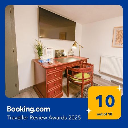 365 Guest House Hunedoara Luaran gambar