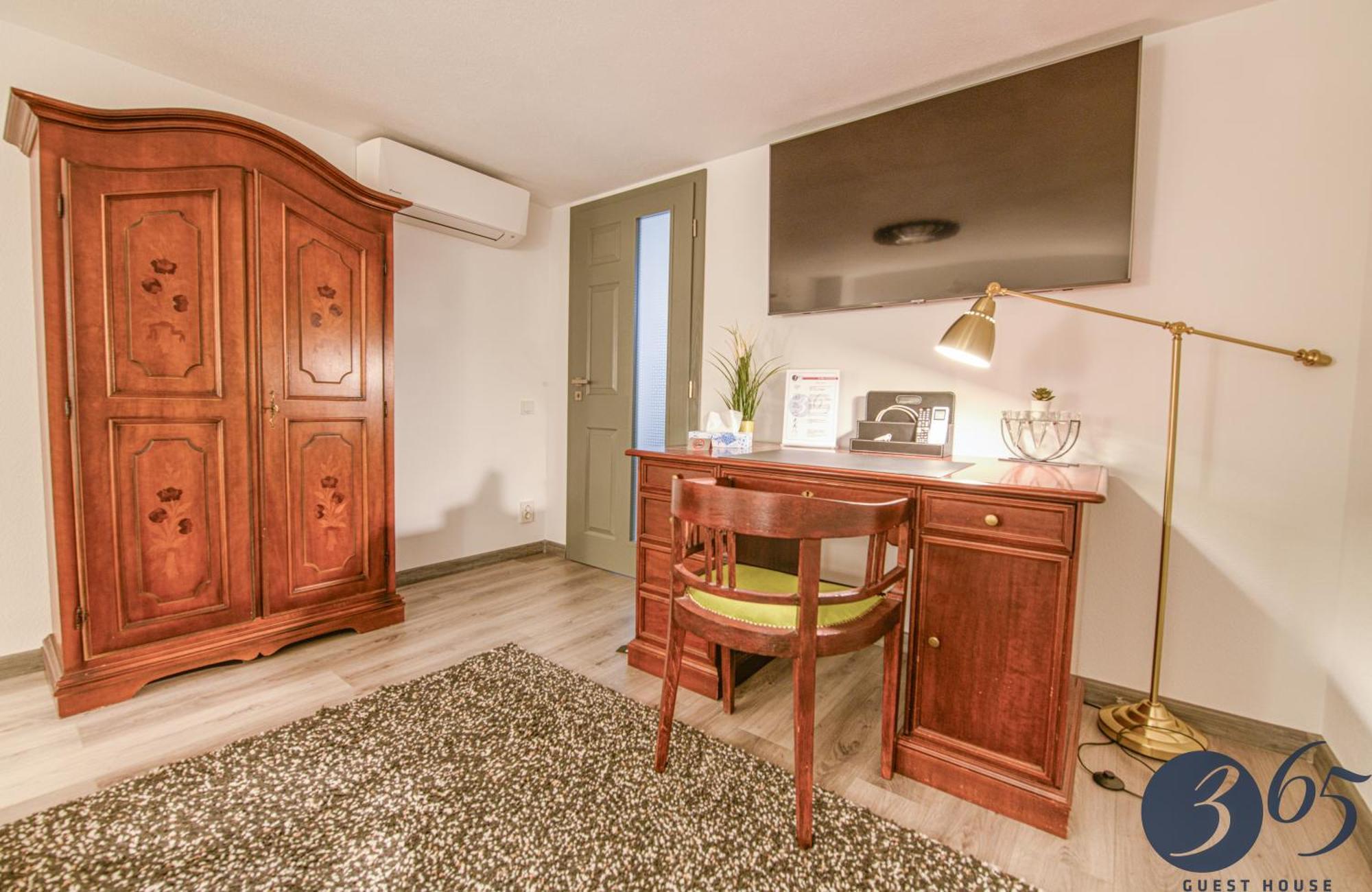 365 Guest House Hunedoara Luaran gambar