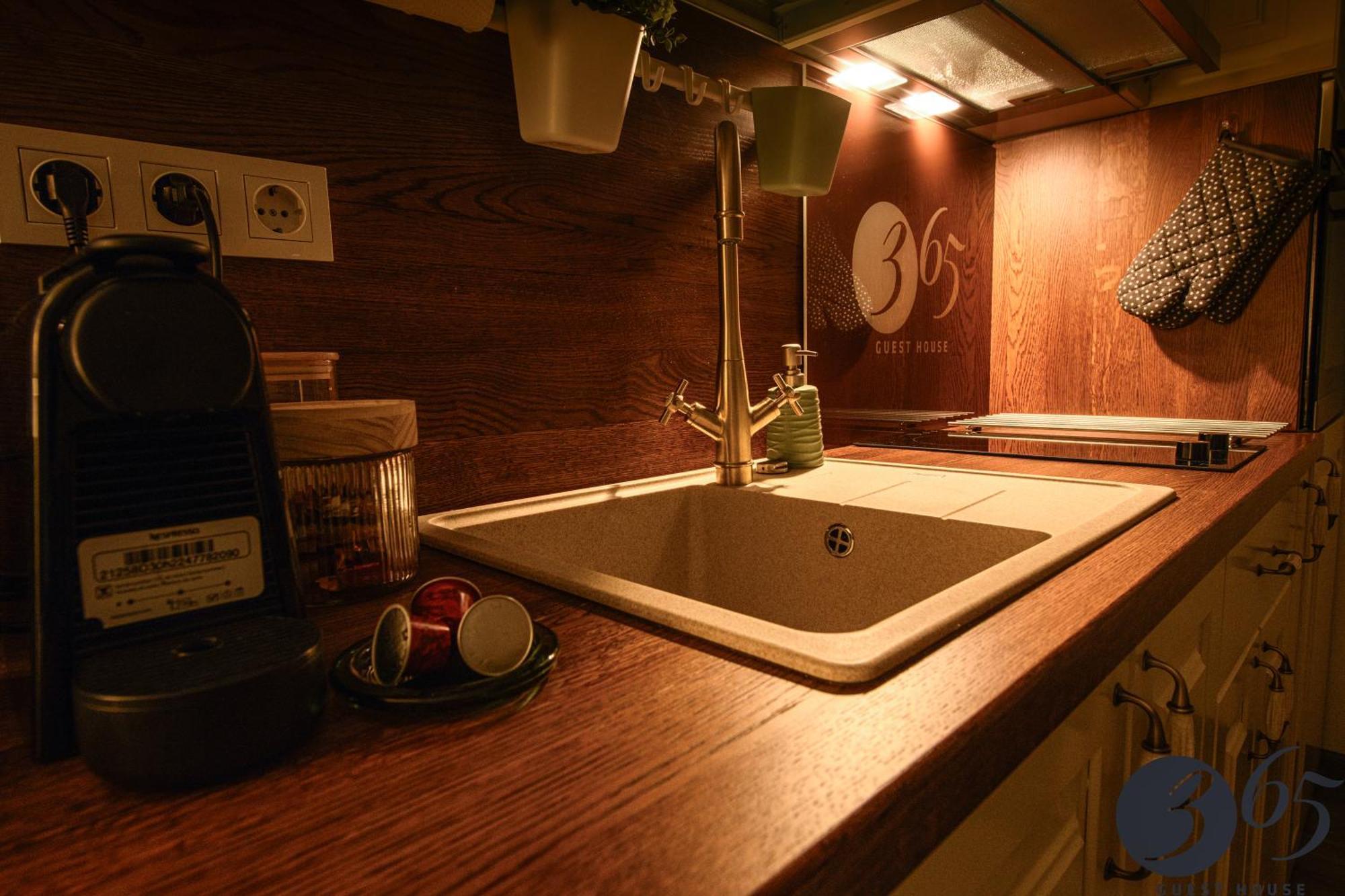 365 Guest House Hunedoara Luaran gambar