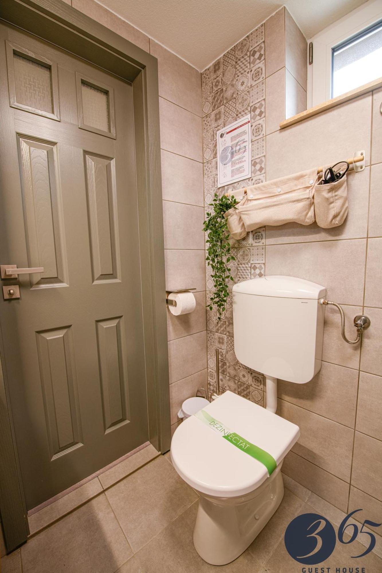 365 Guest House Hunedoara Luaran gambar