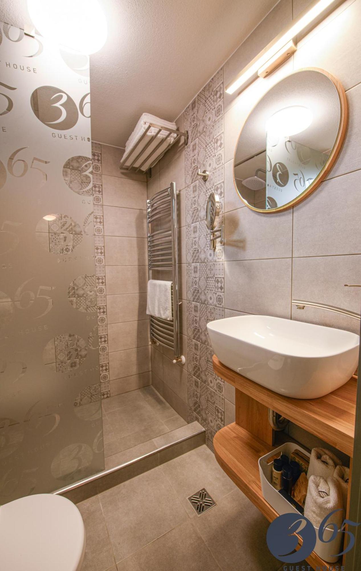 365 Guest House Hunedoara Luaran gambar