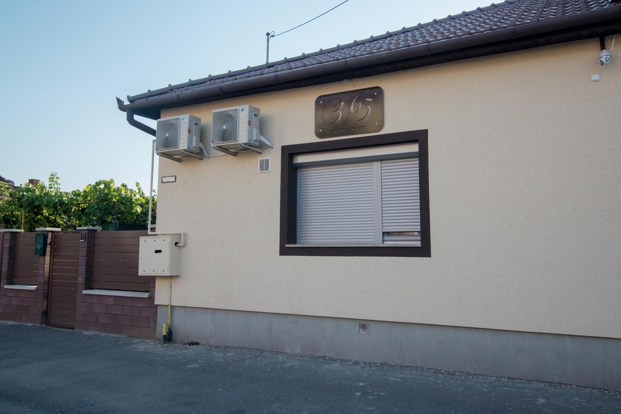 365 Guest House Hunedoara Luaran gambar
